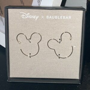 Disney x Baublebar outlined Minnie Mouse earrings BRAND NEW IN BOX!